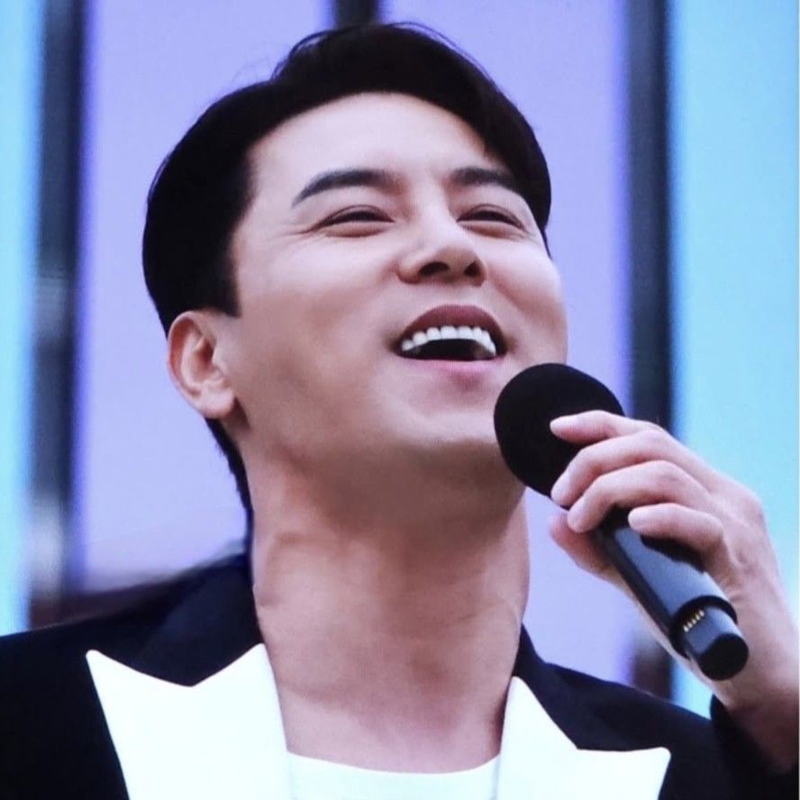 Recent activity shot of Jang Minho