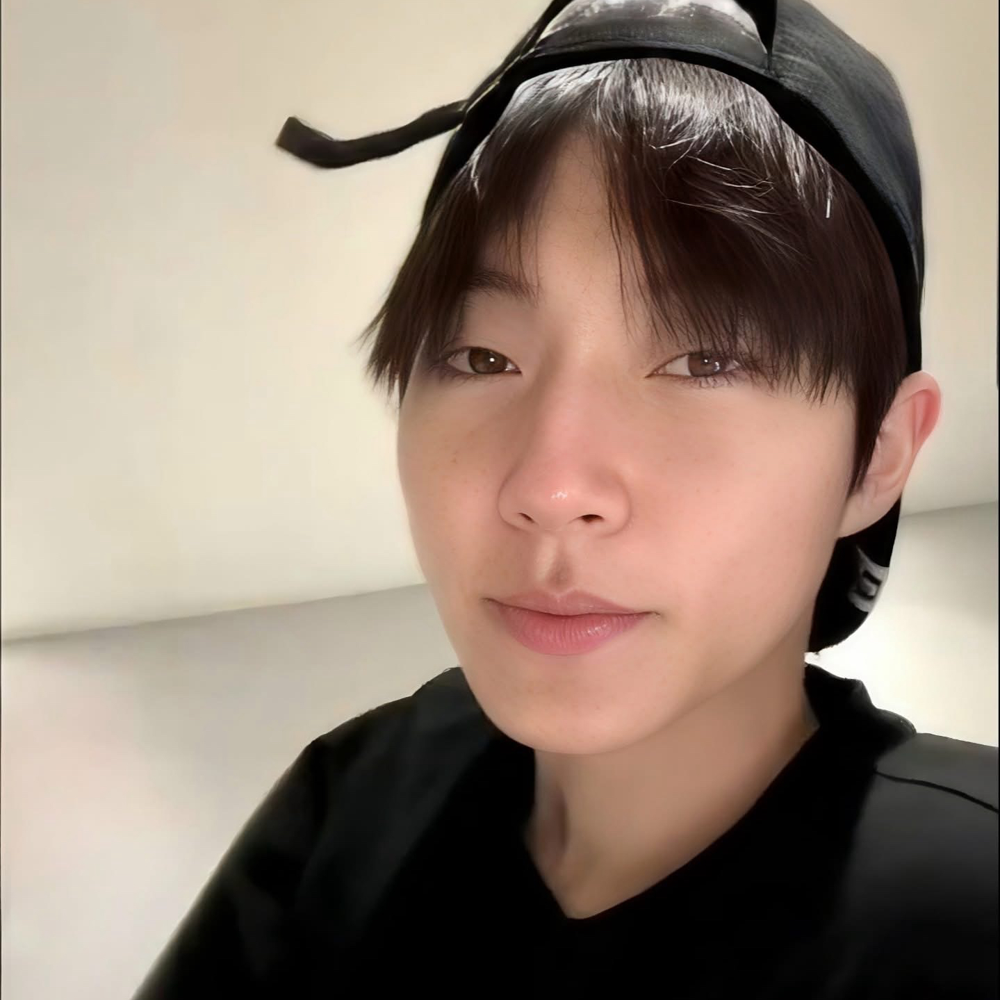 A moment captured by a fan of Hwang Inyoup