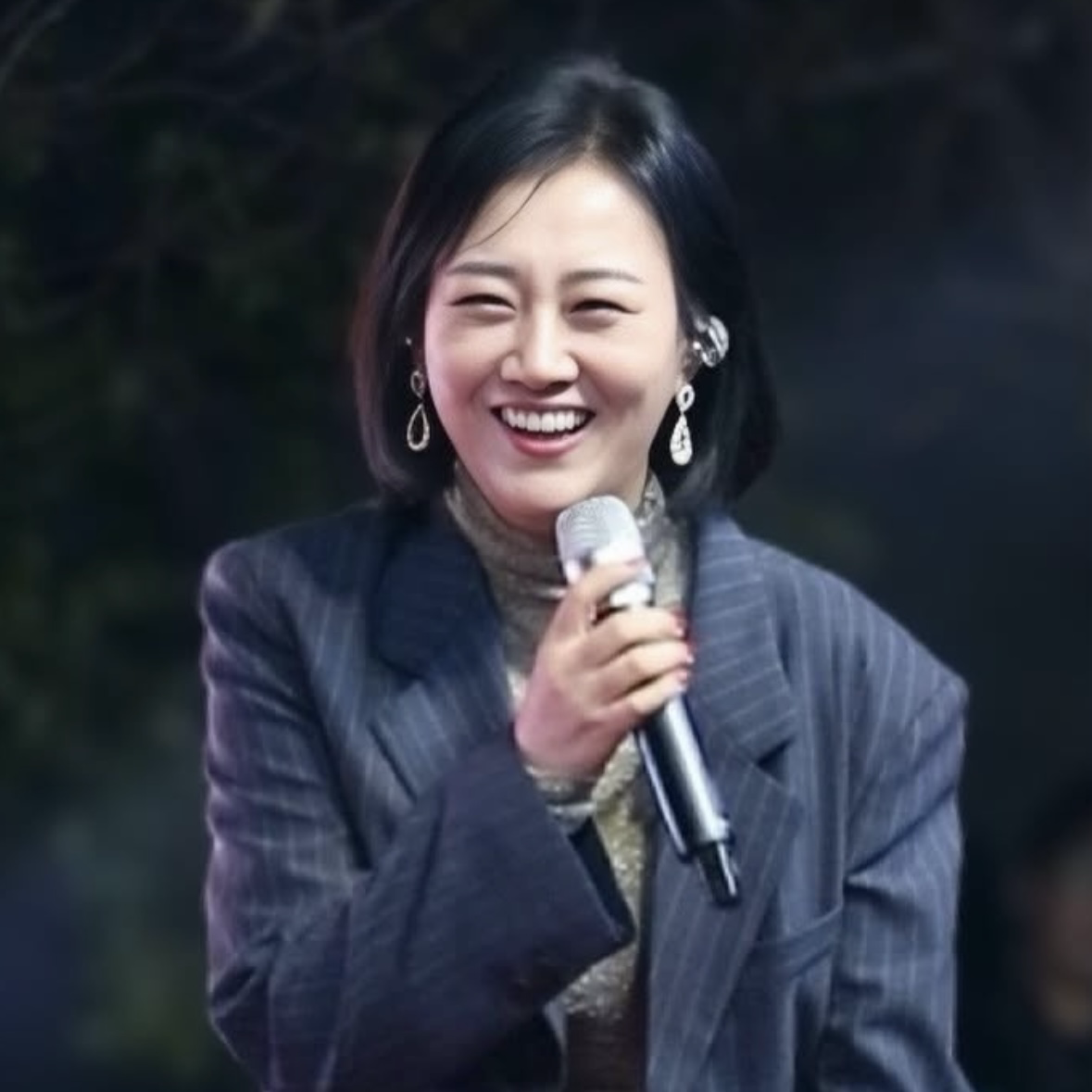 Recent activity shot of Jang Yoonjeong