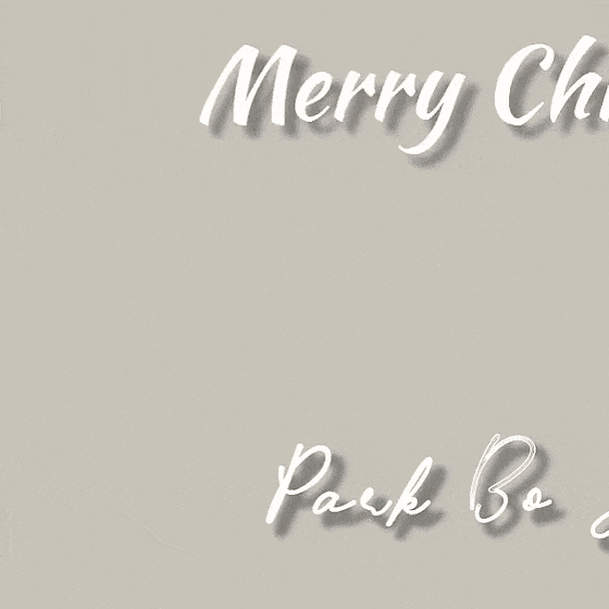 Behind-the-scenes cut of Park Boyoung