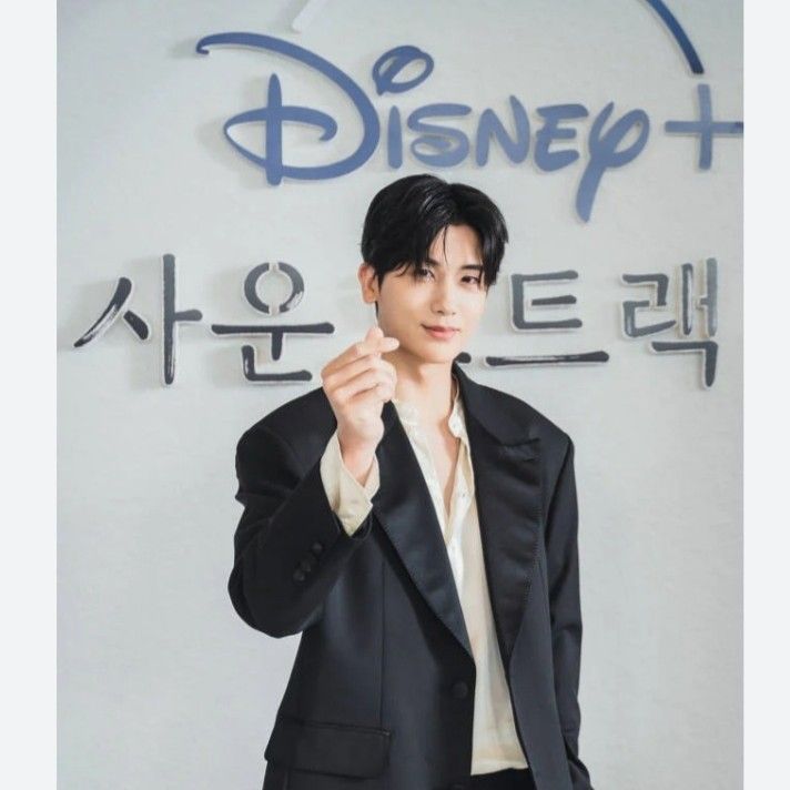 粉絲拍下的朴炯植瞬間