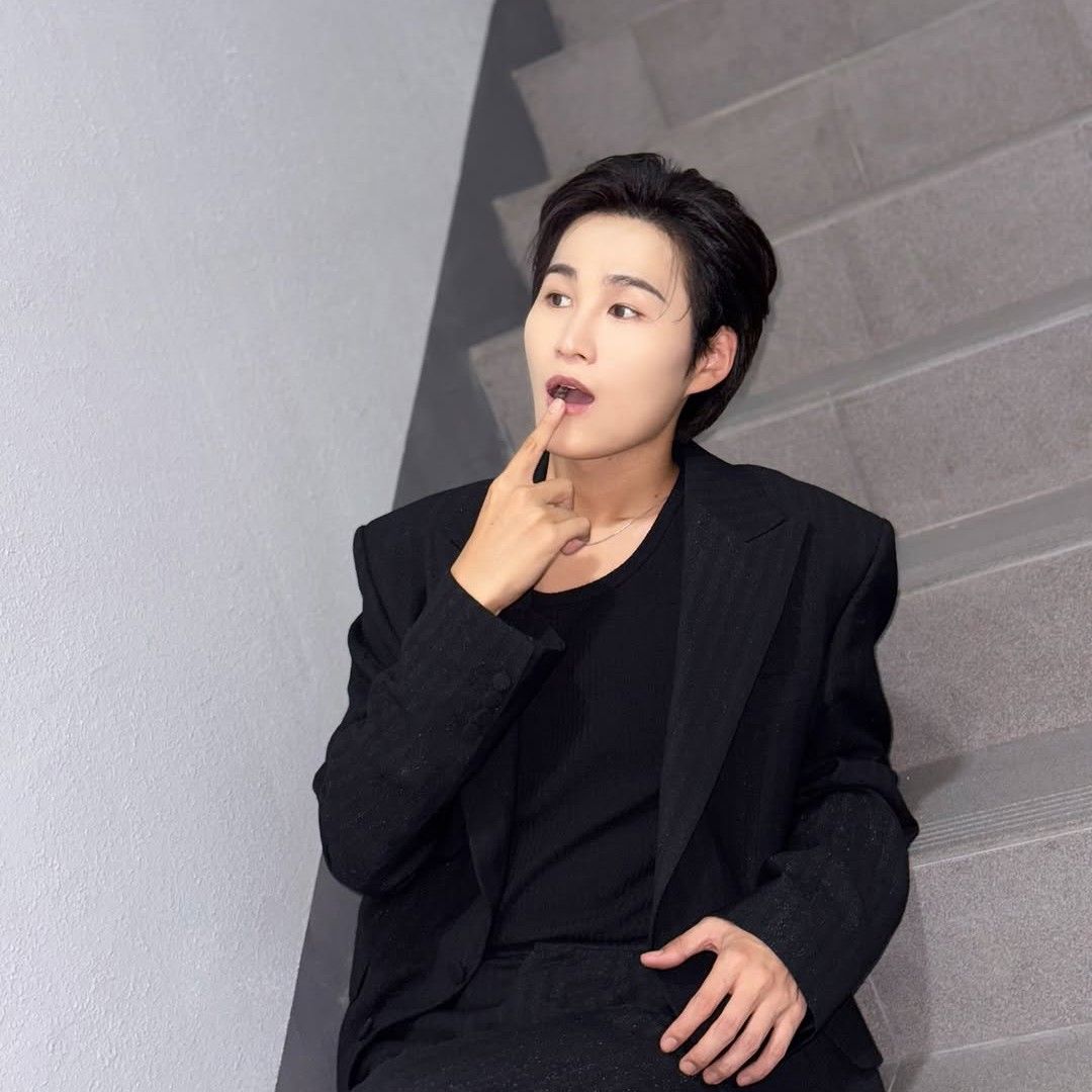 粉丝拍下的金熙栽瞬间