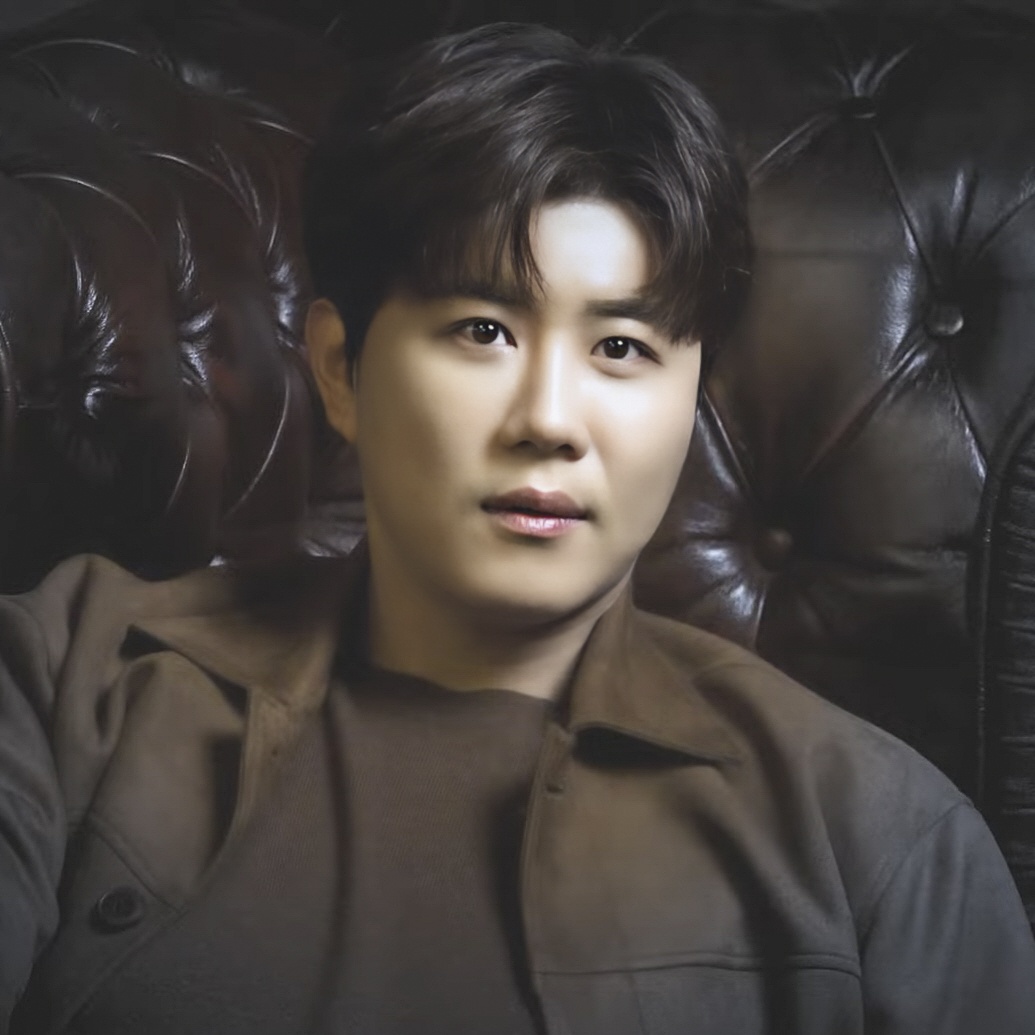 Currently spotlighted celeb post