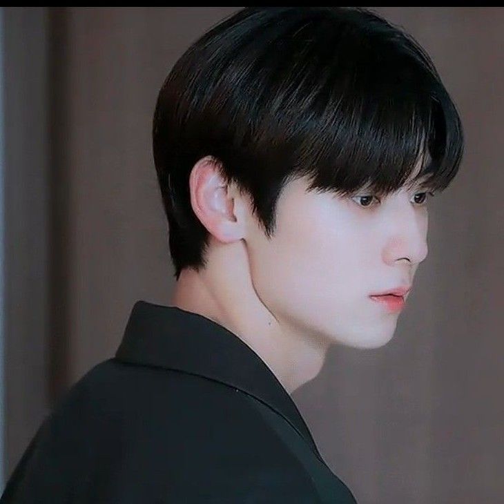 Latest photo of Hwang Minhyun