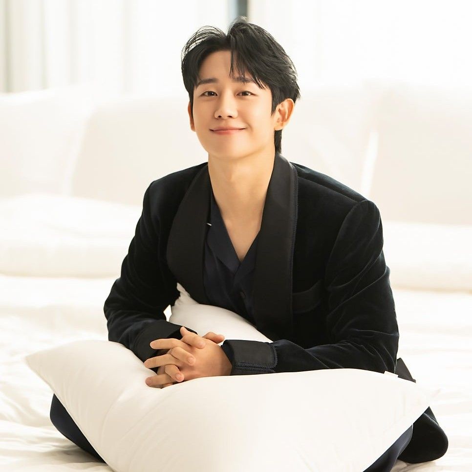Behind-the-scenes cut of Jung Haein