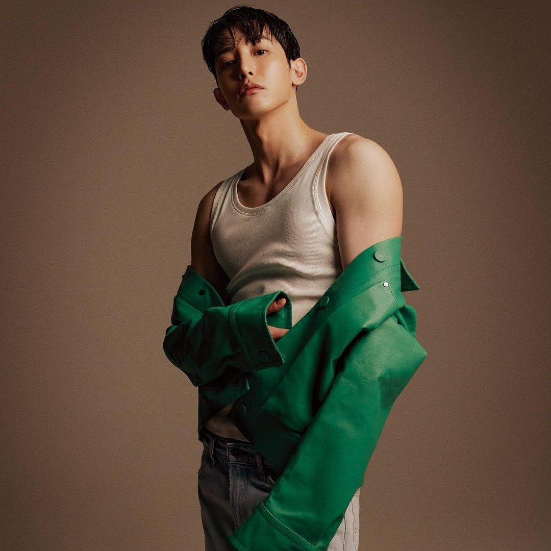 Behind-the-scenes cut of Lee Soohyuk