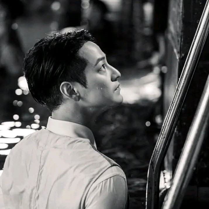 Behind-the-scenes cut of Kim Bum