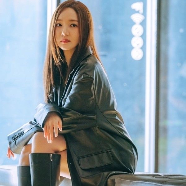 A moment captured by a fan of Park Minyoung