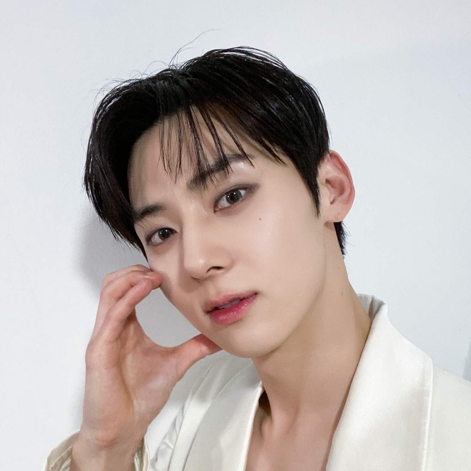 Recent activity shot of Hwang Minhyun