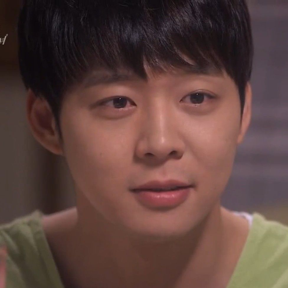 Behind-the-scenes cut of Park Yoochun