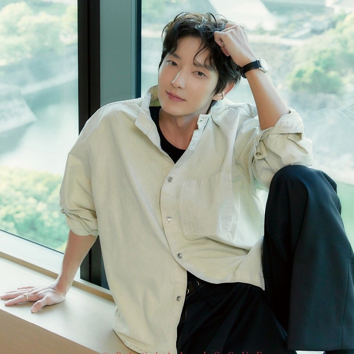 Recent activity shot of Lee Joongi