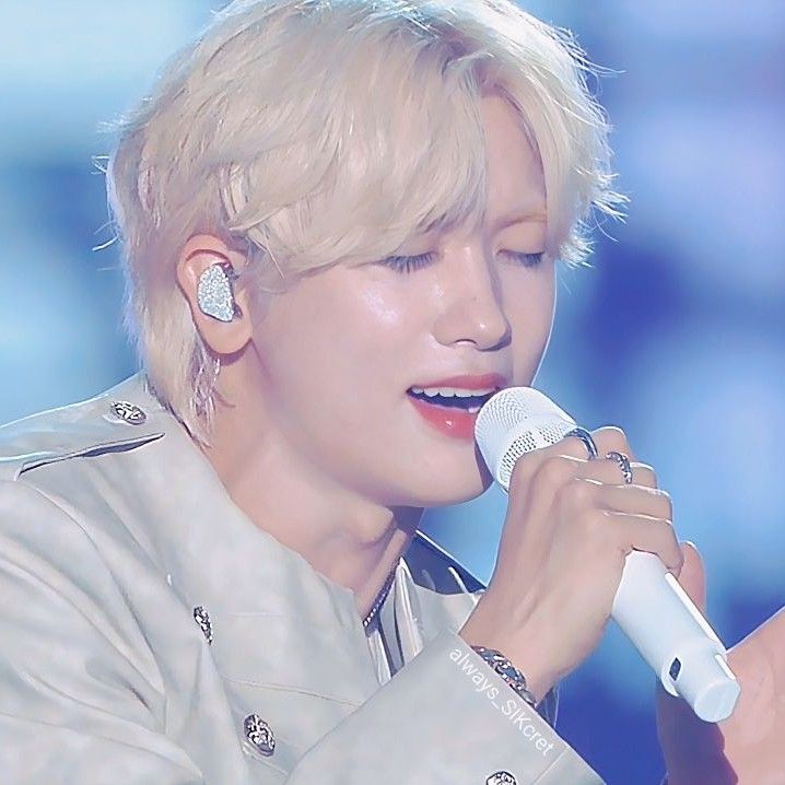 Latest photo of Park Hyungsik