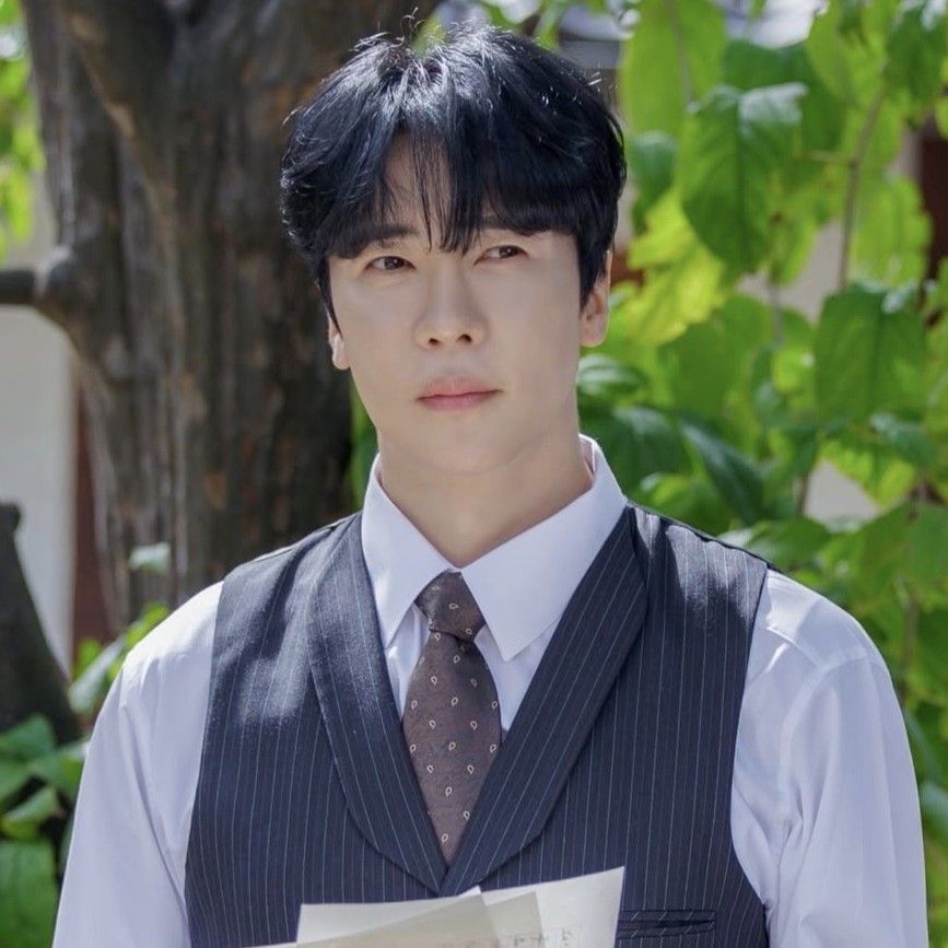 A moment captured by a fan of Enoch