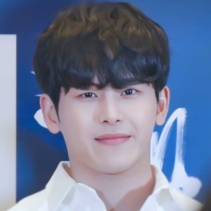 A moment captured by a fan of Hoya