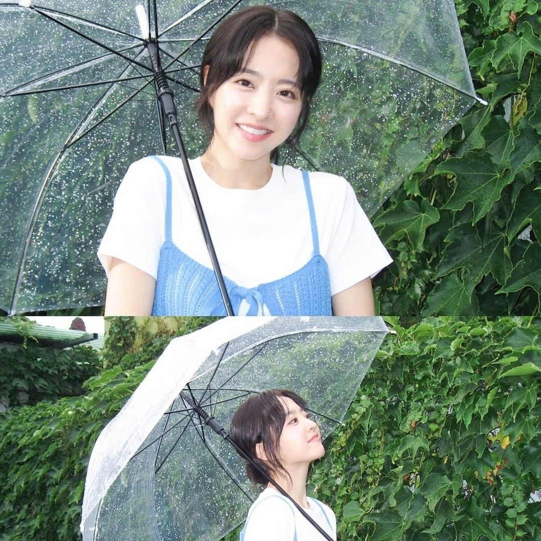 A moment captured by a fan of Park Boyoung