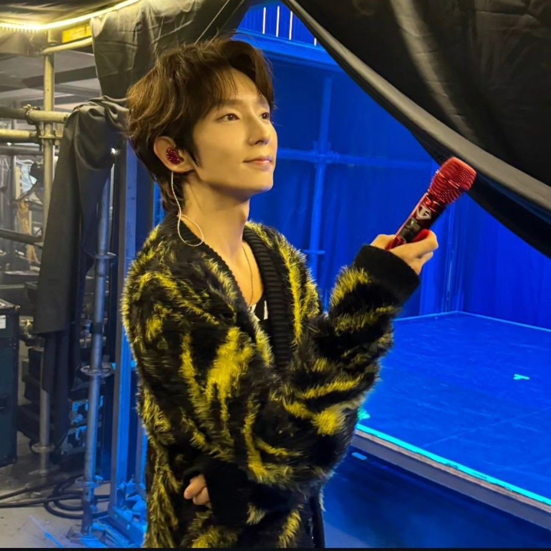 Behind-the-scenes cut of Lee Joongi