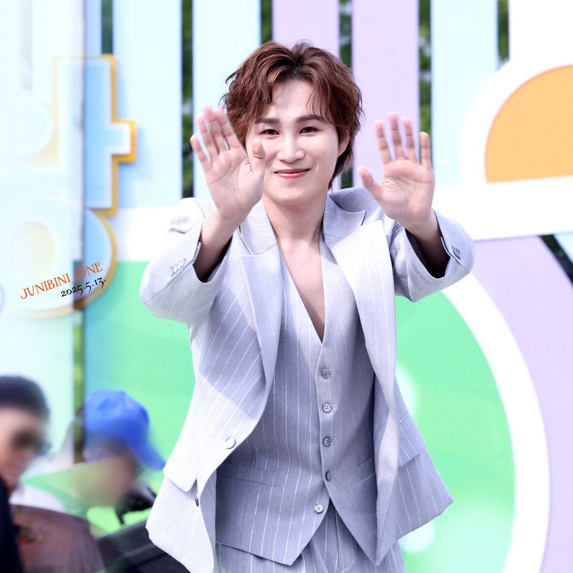 A moment captured by a fan of Kim Heejae