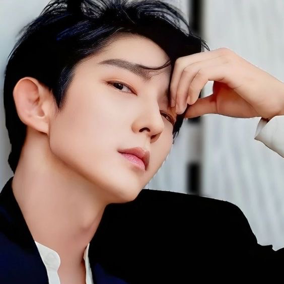 イ・ジュンギのビハインドカット