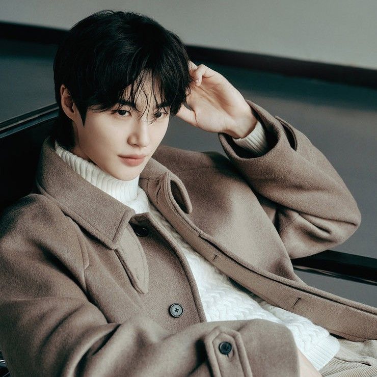 Latest photo of Byeon Wooseok