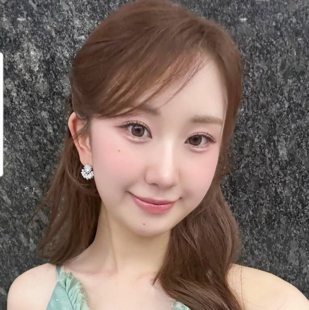 Recent activity shot of Jeon Yujin