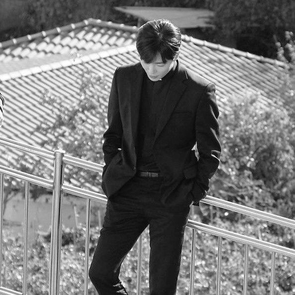 김재욱의 최신 사진