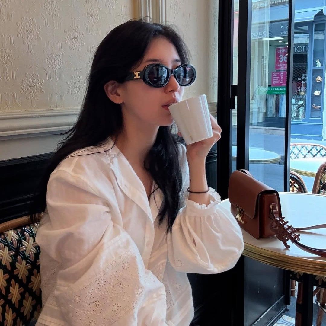 A moment captured by a fan of Bae Suzy