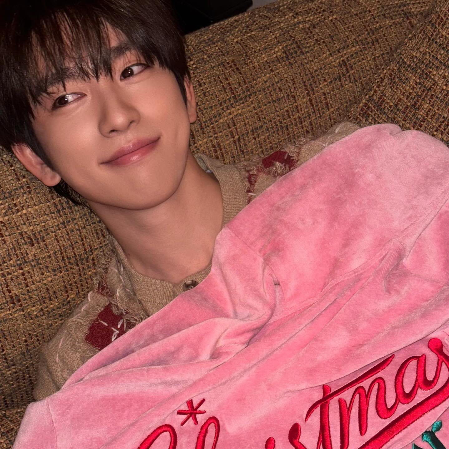 Foto terbaru dari Park Jinyoung