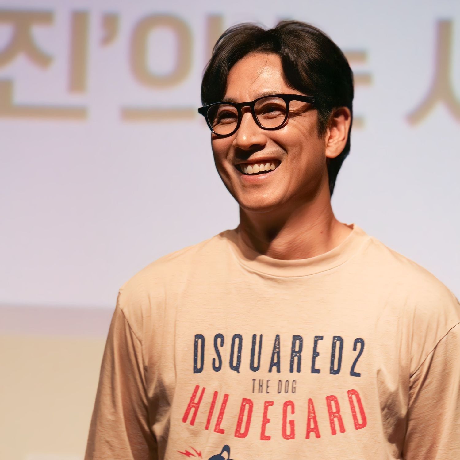 Recent activity shot of Lee Sunkyun