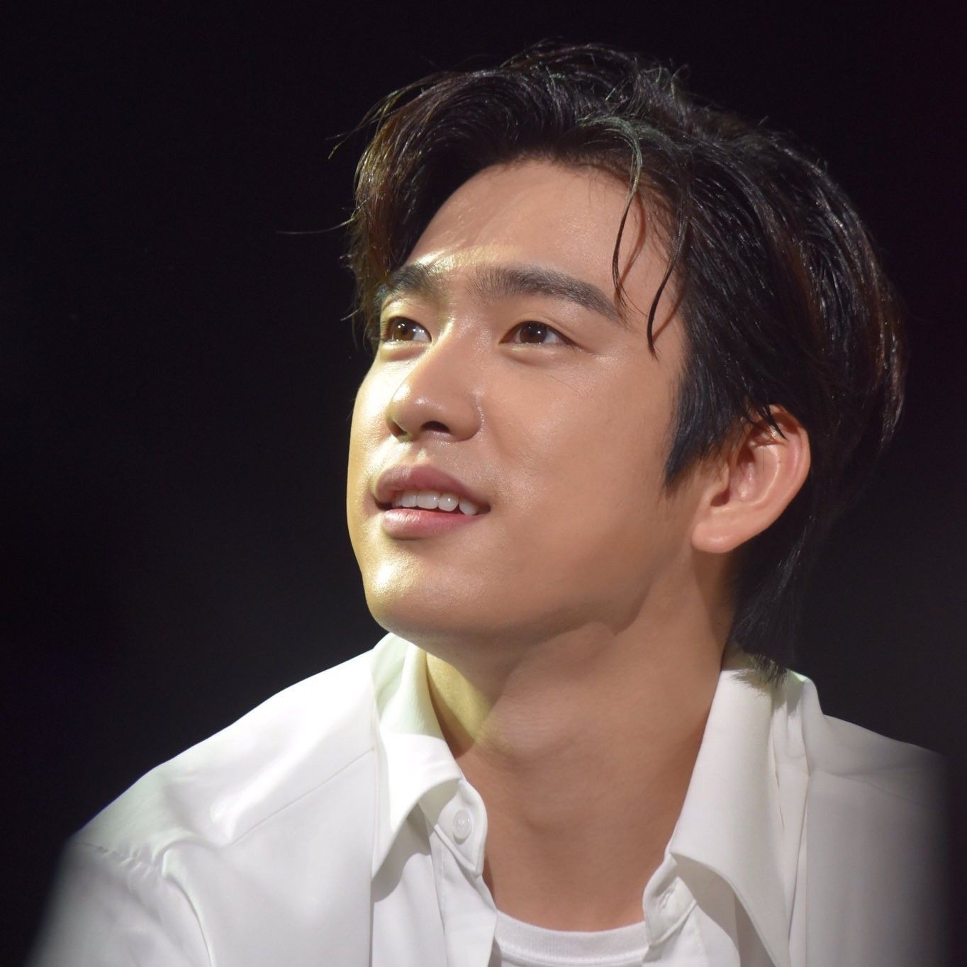 Momen yang diabadikan oleh penggemar Park Jinyoung