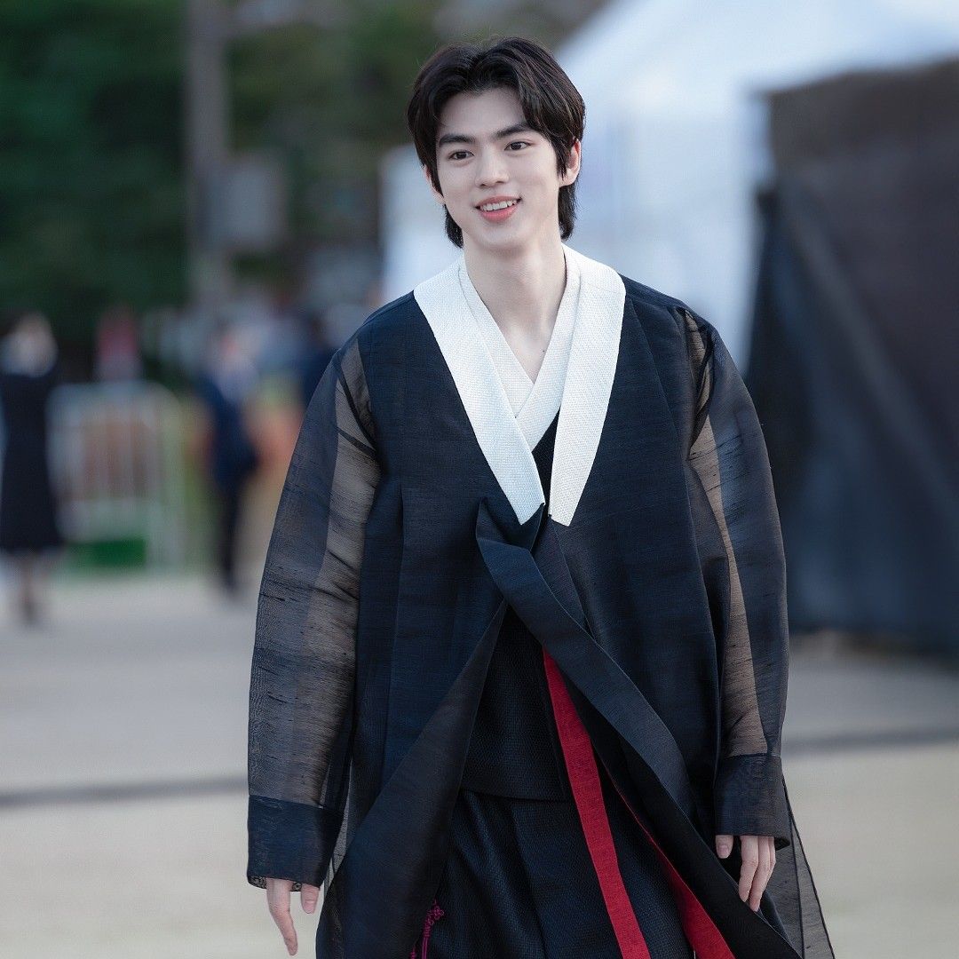 粉丝拍下的Cha Junhwan瞬间