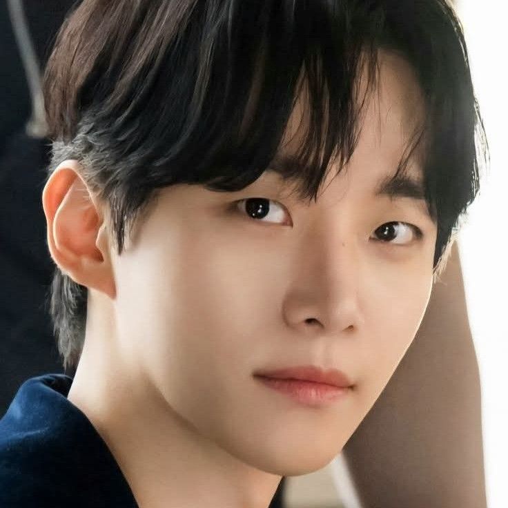 粉丝拍下的李俊昊瞬间