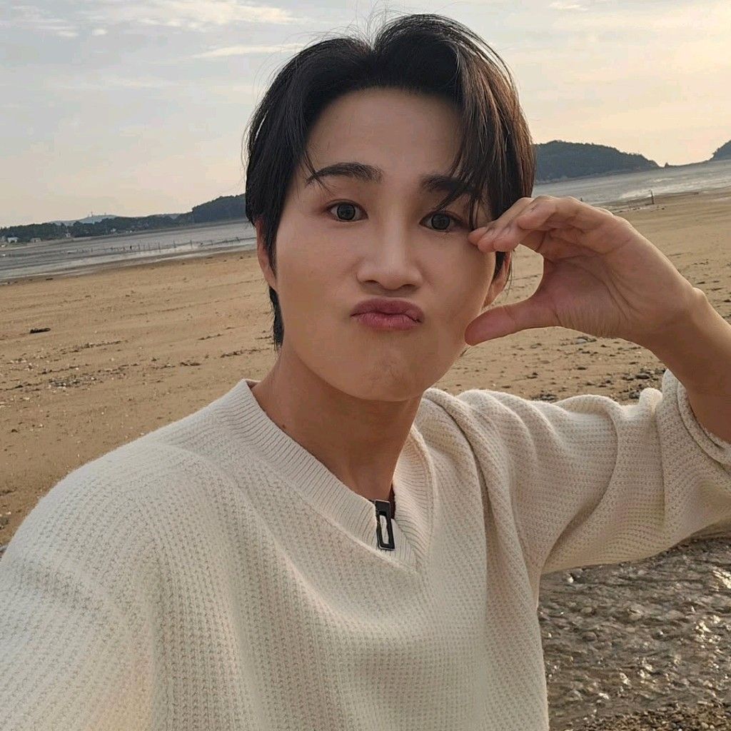 金熙栽的最新照片