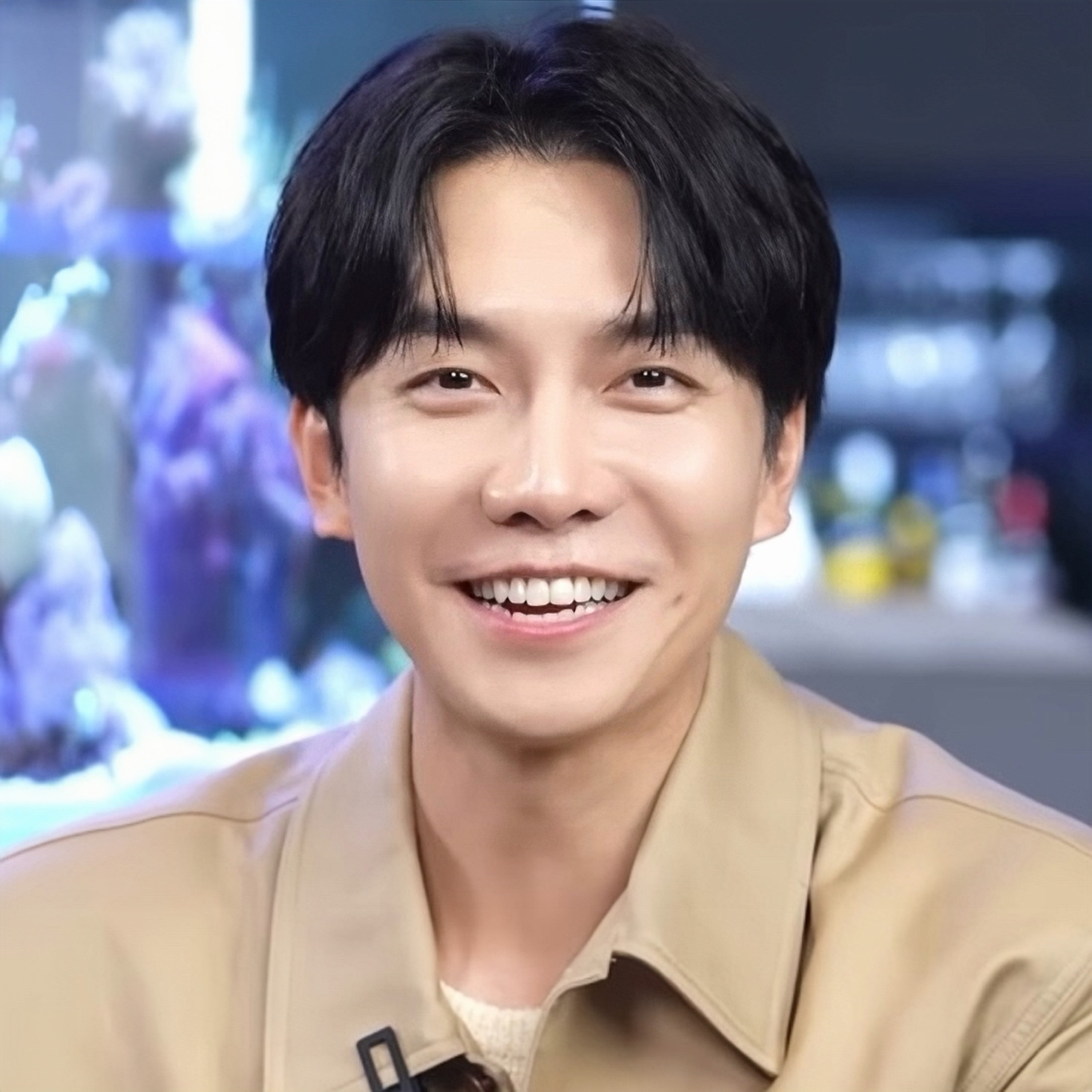 A moment captured by a fan of Lee Seunggi