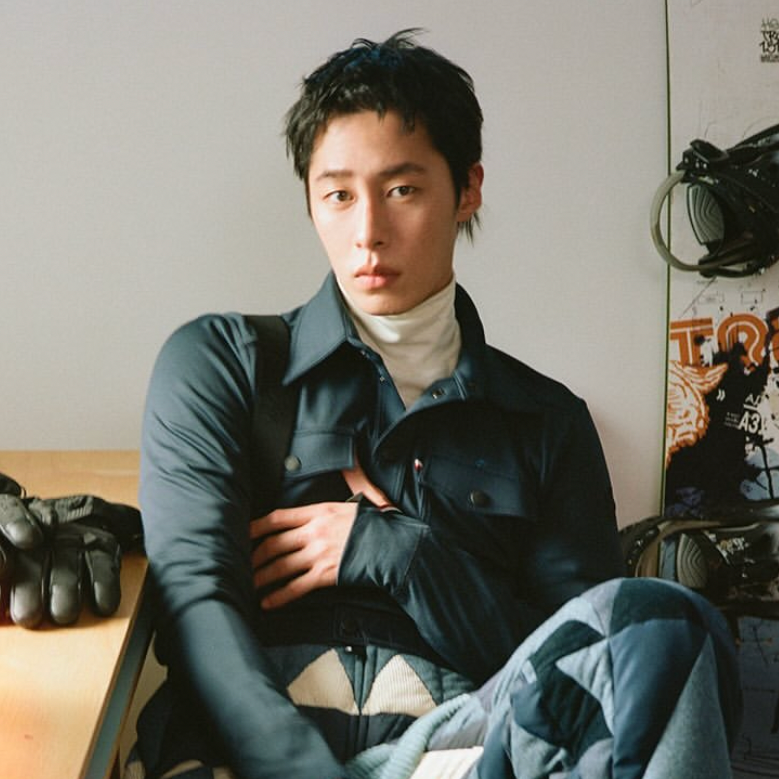 Recent activity shot of Lee Jaewook