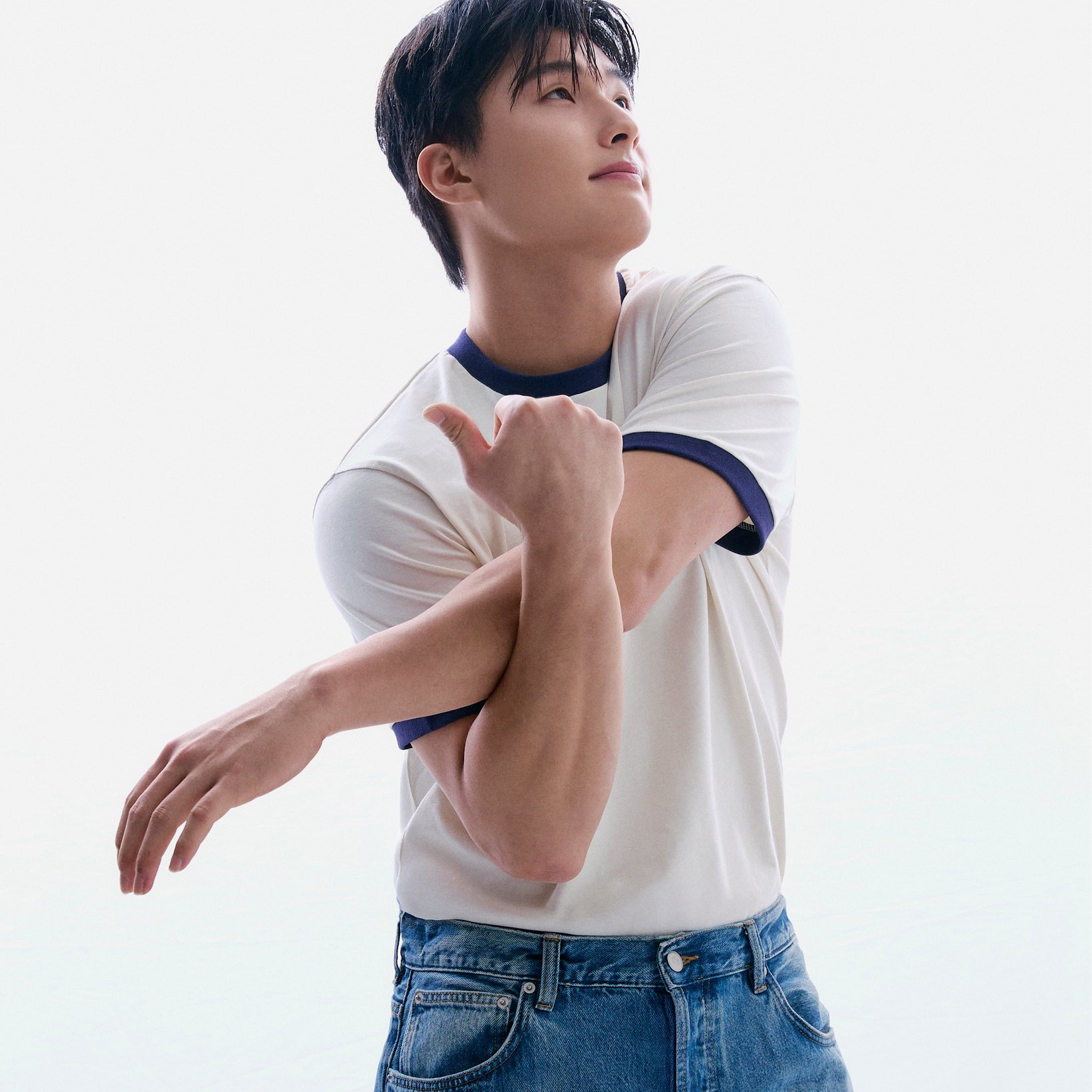Behind-the-scenes cut of Yoon Donghee