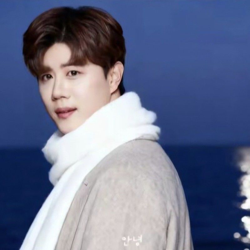 진해성의 비하인드 컷