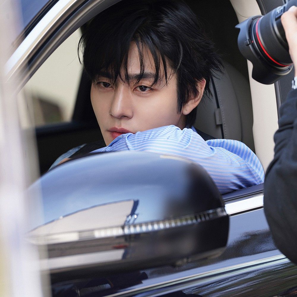 Recent activity shot of Ahn Hyoseop