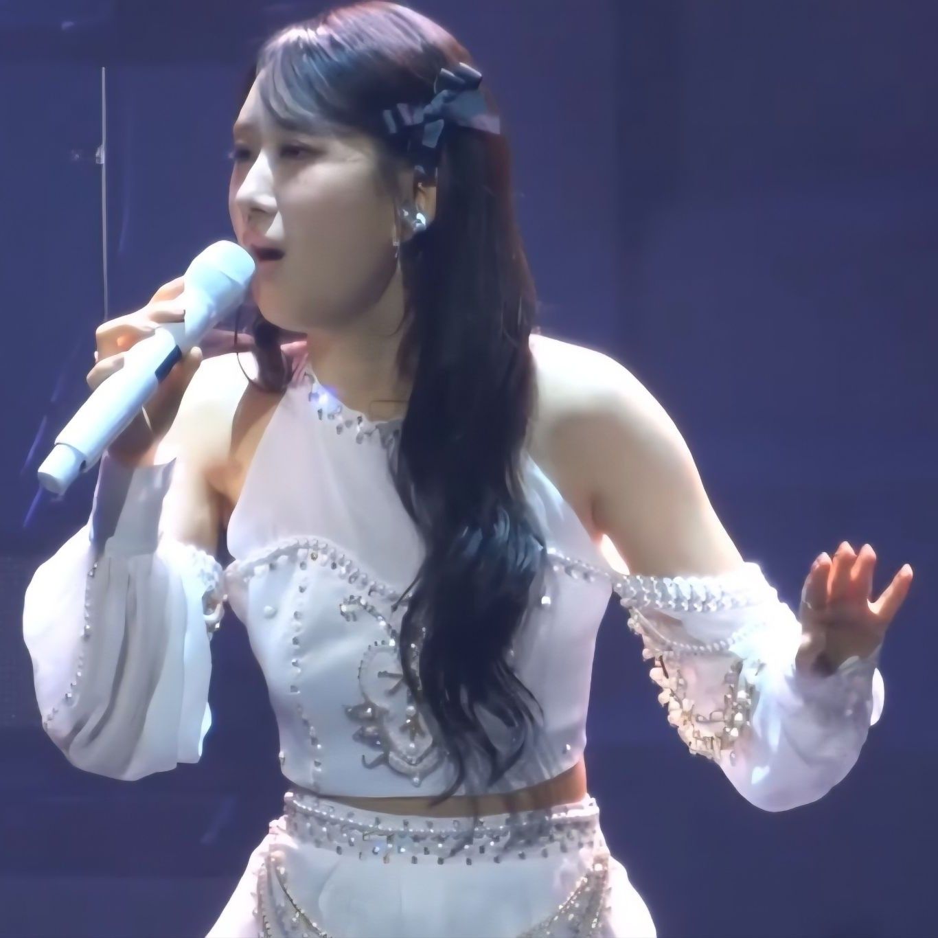 Momen yang diabadikan oleh penggemar Jeon Yujin