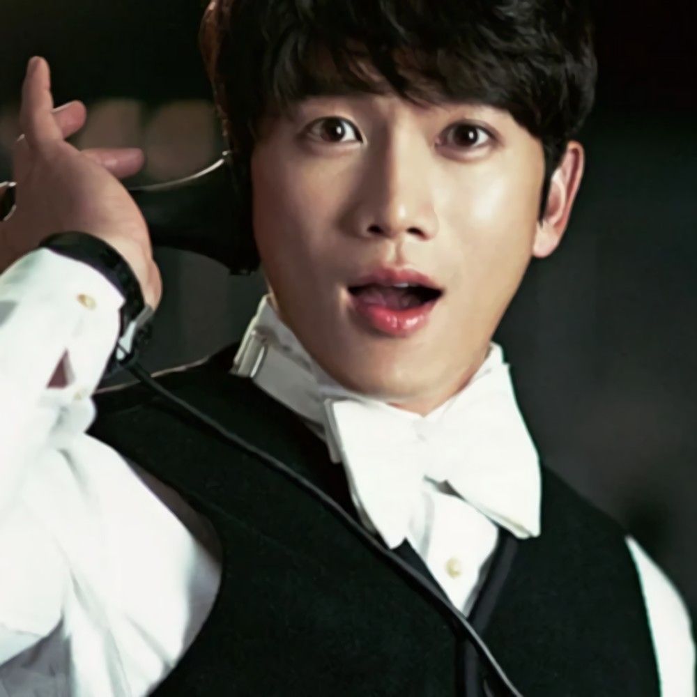 A moment captured by a fan of Ji Sung