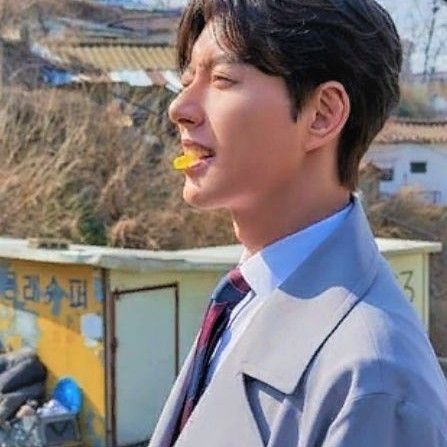 A moment captured by a fan of Park Haejin