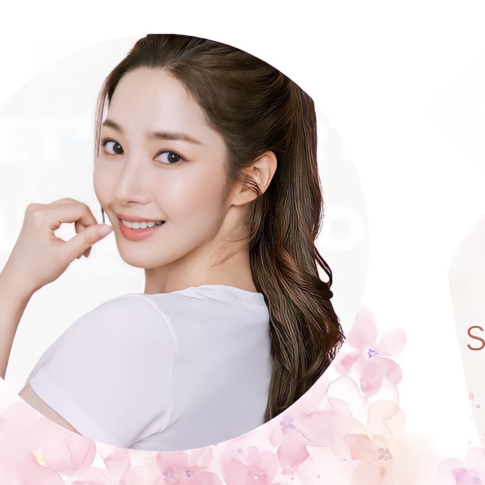 Latest photo of Park Minyoung