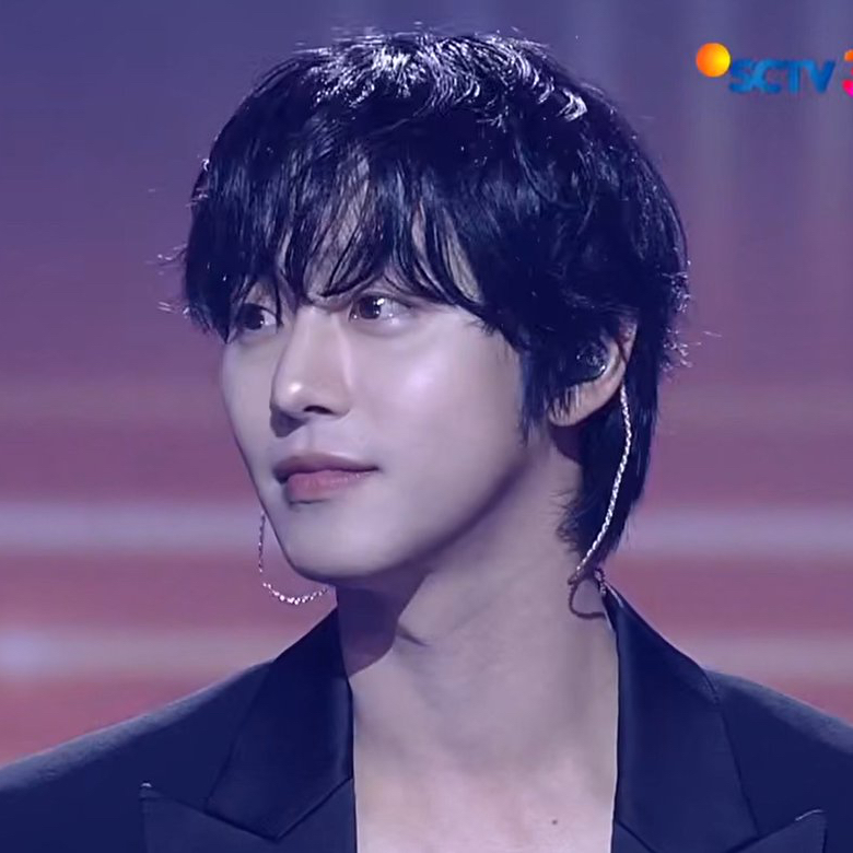 A moment captured by a fan of Ahn Hyoseop