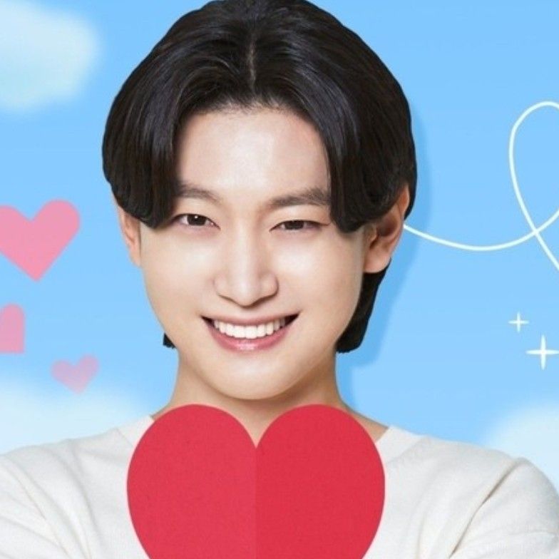 Latest photo of Kim Yongbin