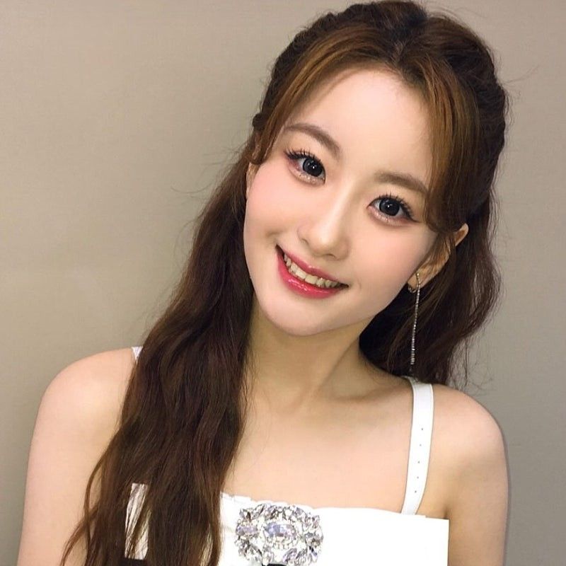Behind-the-scenes cut of Oh Yujin