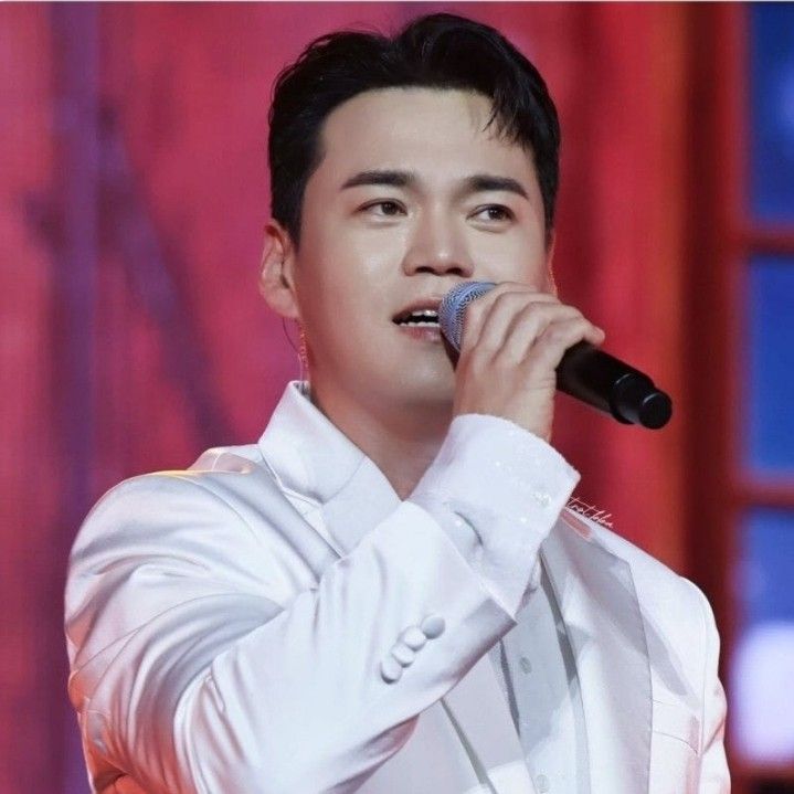 Behind-the-scenes cut of Lee Jung
