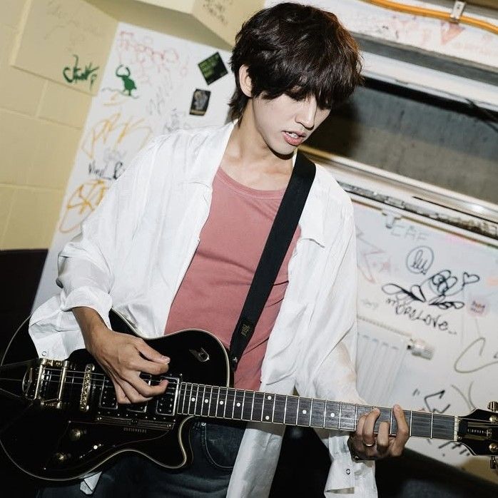 Recent activity shot of Lee Seungyoon