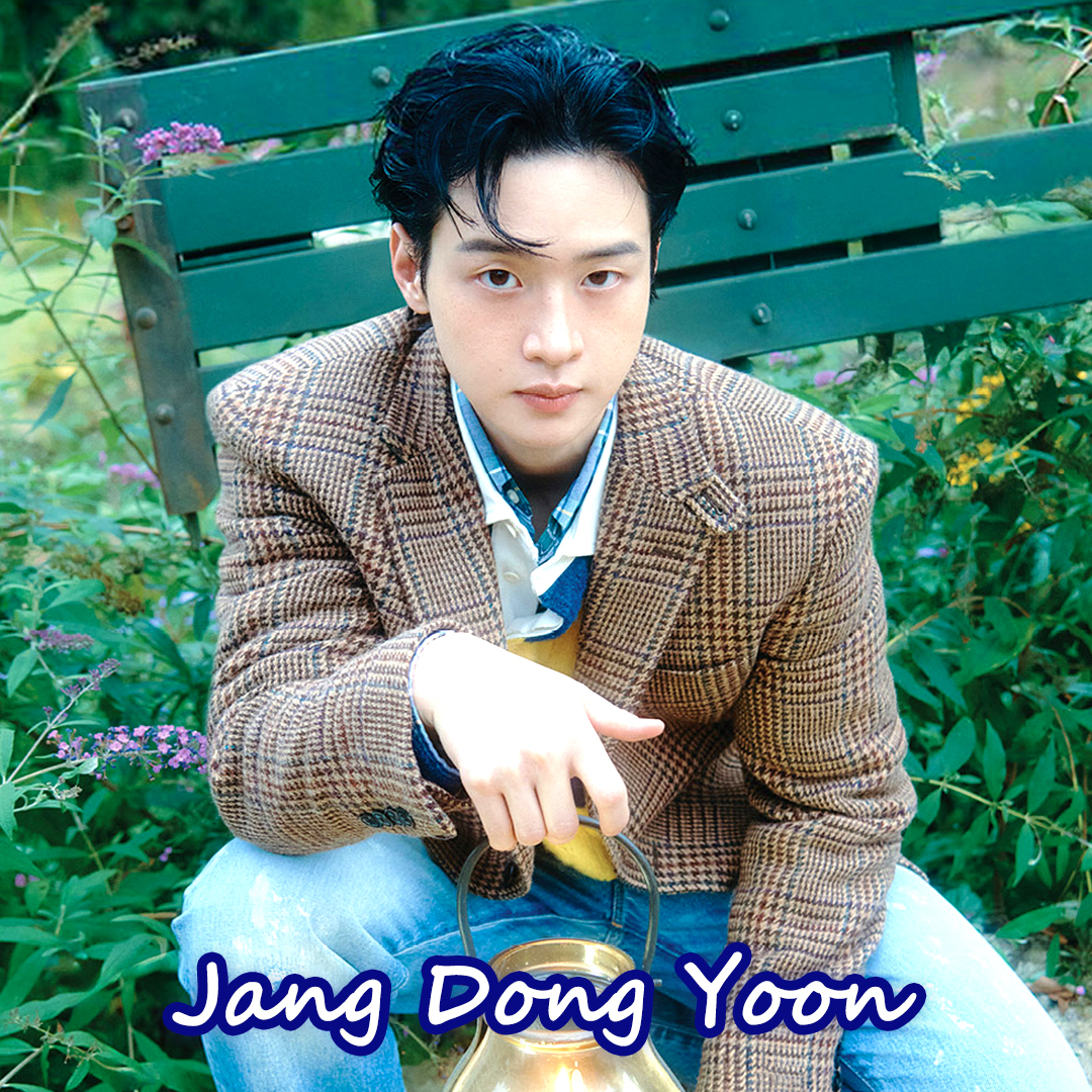 A moment captured by a fan of Jang Dongyoon