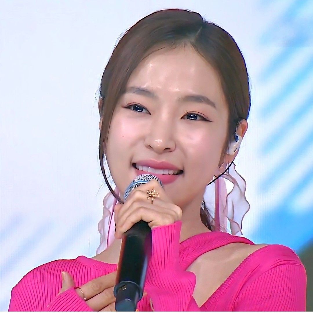 홍자 최근 활동샷