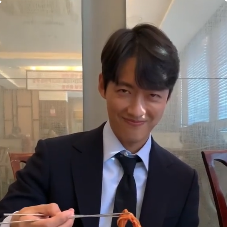 粉丝拍下的南宮珉瞬间