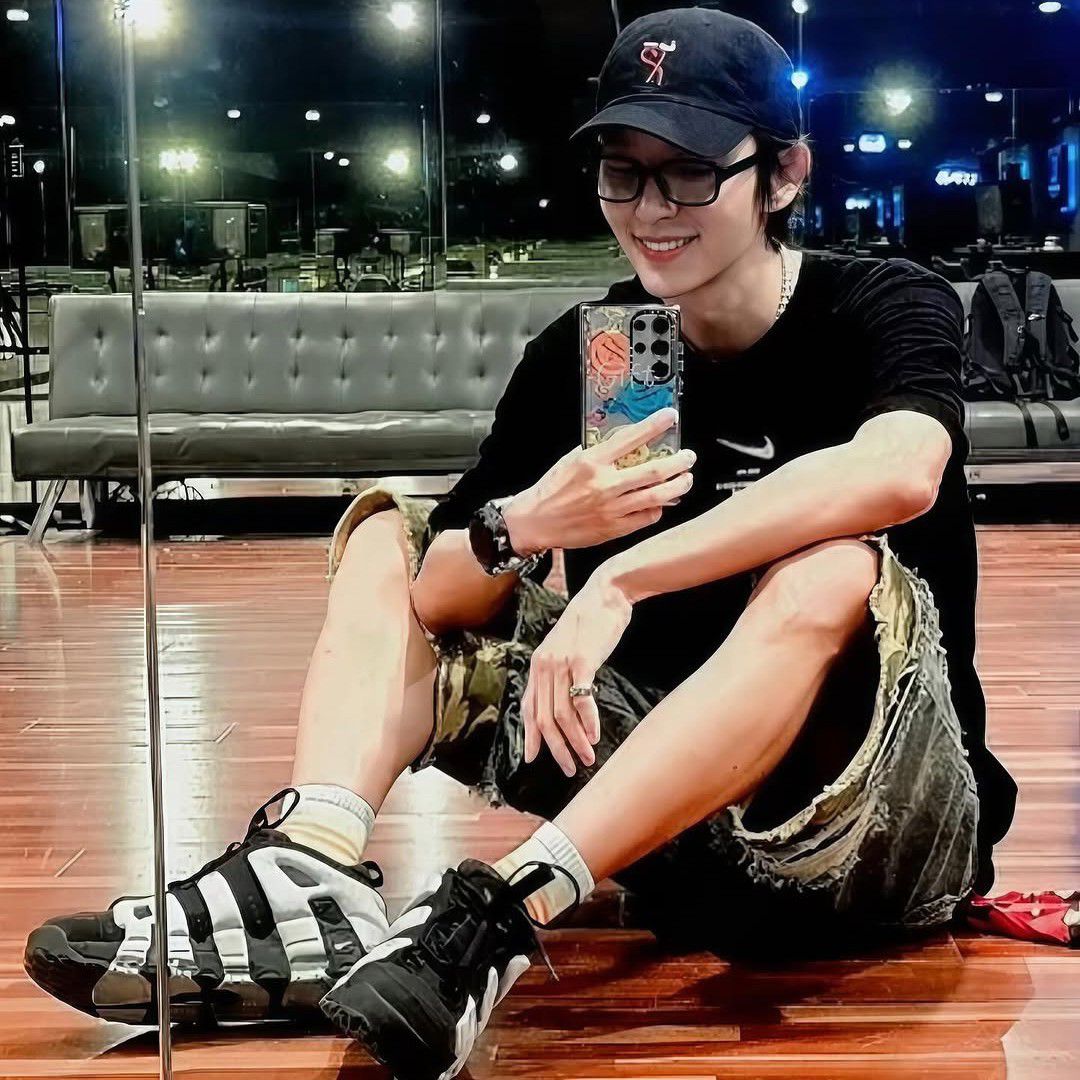 Recent activity shot of Lee Joongi
